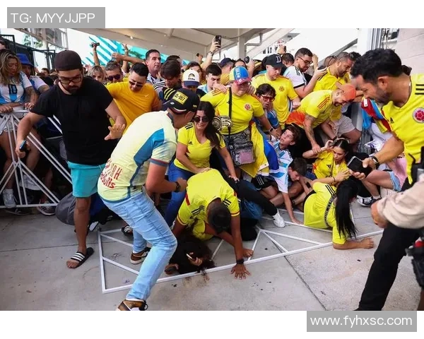 球场内外温情瞬间与趣味时刻交织的精彩花絮回顾